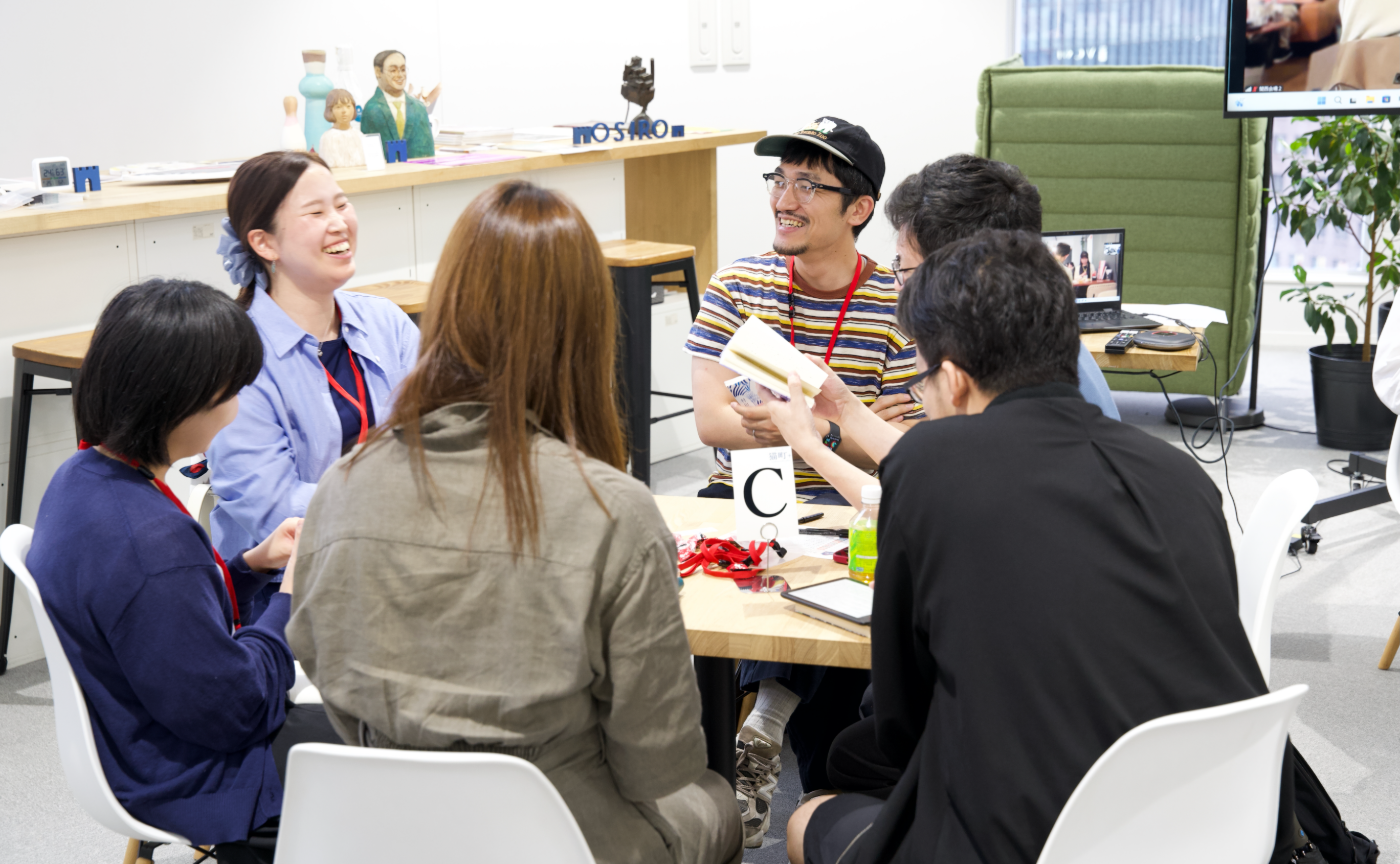 「東京・大阪同時開催・リアルタイム中継の読書会！？オフライン／オンラインの利点を活かす「猫町.」の読書会をレポート」のサムネイル画像